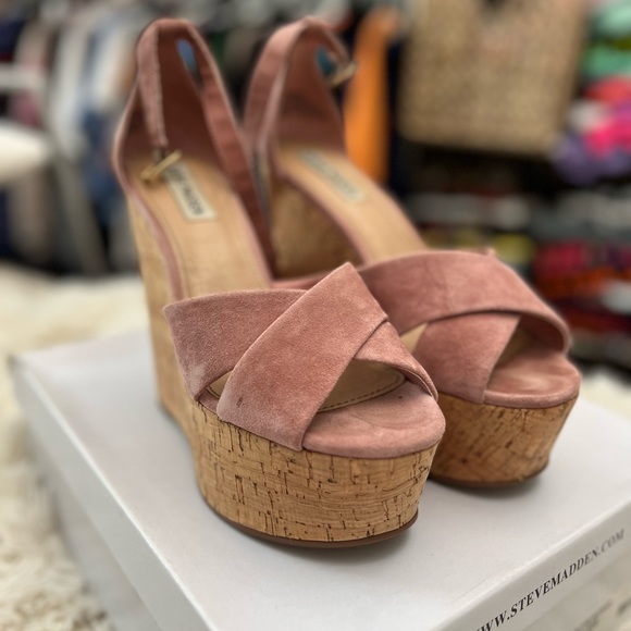 Steve Madden Shoes - Steve Madden Blush Colored Cork Wedge Sandals